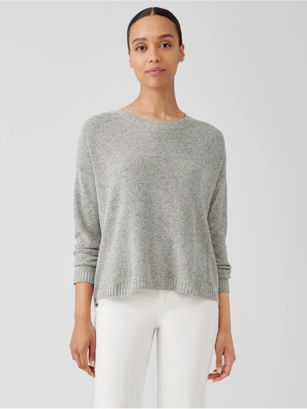 Eileen Fisher 100% Silk Noil Crew Neck Top
Boxy Fit, Basic Length